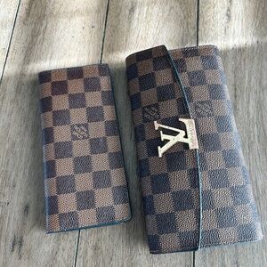 LV style purse and card holder